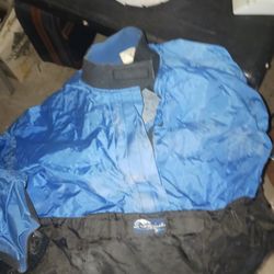Spray Jacket With Velcro Seals At Neck Wrist