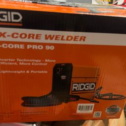 RIDGID 90 Amp, 120-Volt, Flux Core, Welder Feed Welder (No Regulator)
