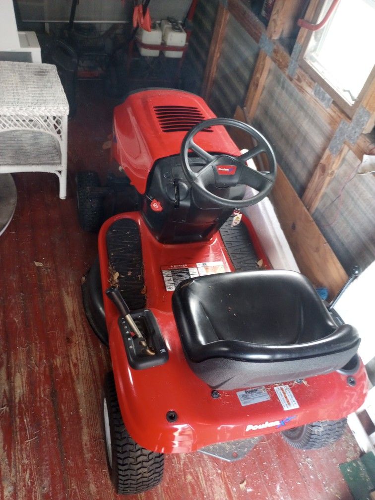 Riding Poland Xt Lawnmowers