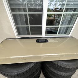 Chevy Silverado Tailgate