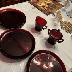 Beautiful Vintage Rubi Plates And Creamer And Sugar Pot With Lid 
