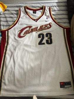 Nike Cavalier LeBron James Jersey #23 Size 2xl