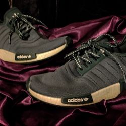 Adidas NMD R1 Boost Sneakers - Women's 7.5 - Green & White - RARE

