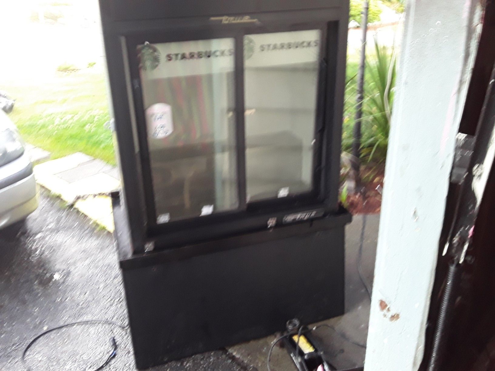 Beverage store cooler