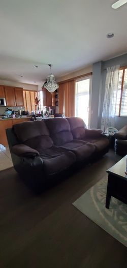 Recliner sofa
