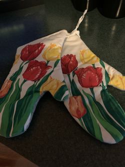 2 Pot Holders