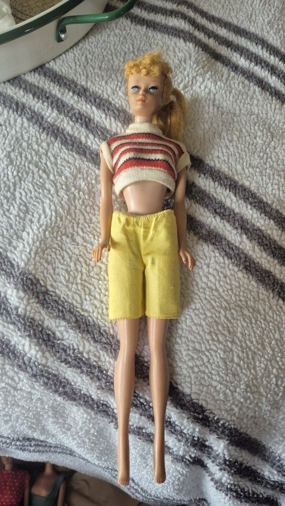 RARE 1958 VINTAGE BARBIE made in Japan.
