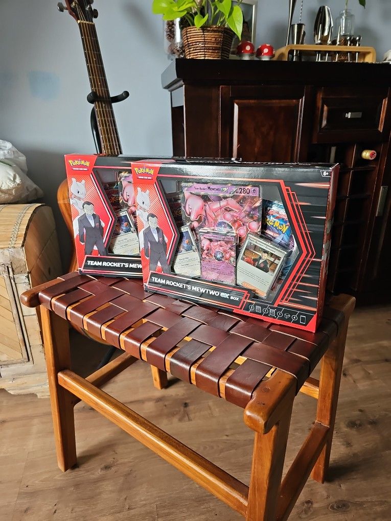 Pokemon Team Rocket's Mewtwo ex Box