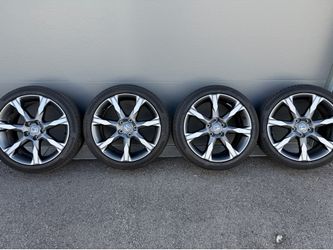 Honda Civic wheels & tires