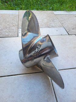 Yamaha- Suzuki - Mercury SS Left 15 X 19 Propeller