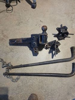 Weight distribution sway control hitch.