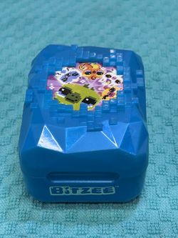Bitzee Magicals Interactive Digital Pet.