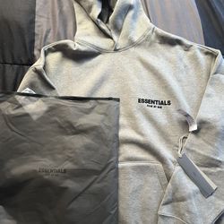 Essential Hoodie 