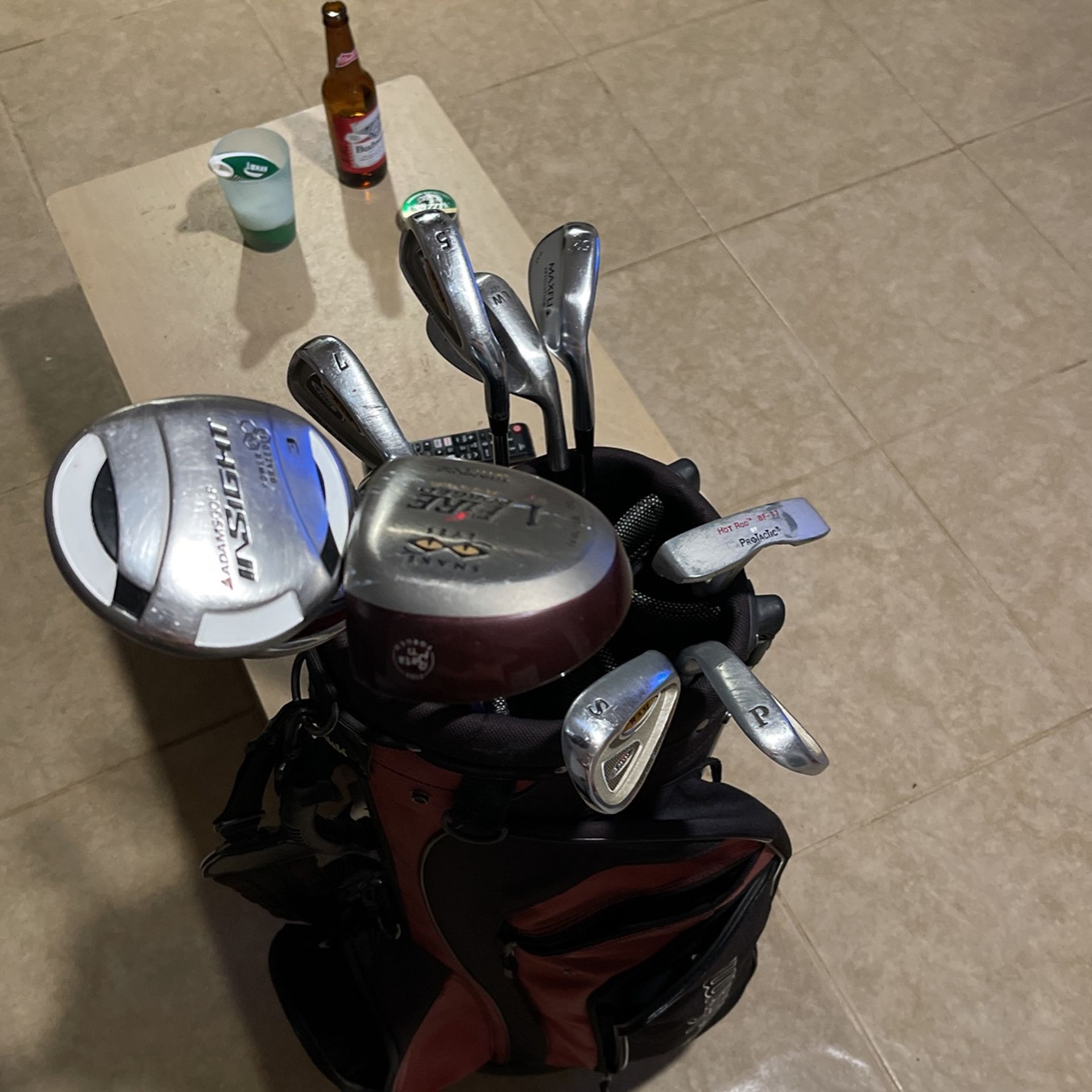 adult starter golf club set, bag included