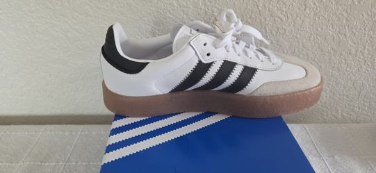 New Adidas sambae Size 6.5 for women $75