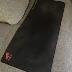 ASUS ROG Scabbard Extra Large Gaming Mouse Pad