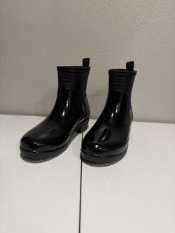 Women’s Size 7 Hunters Rain Boots Glossy