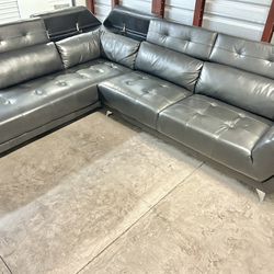 Like New Large Leather Sectional Couch 6 Months Old 