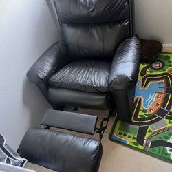 Used Black Leather Recliner Chair