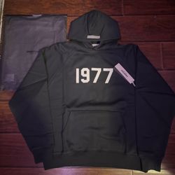 Essentials  ‘1977 ‘ Hoodie 