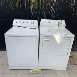 Lavadora y secadora/ washer and dryer 