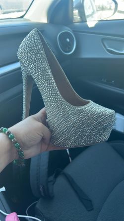 Steve Madden Women's Dyvinal Rhinestone Silver Jeweled Platform Pump Size 7