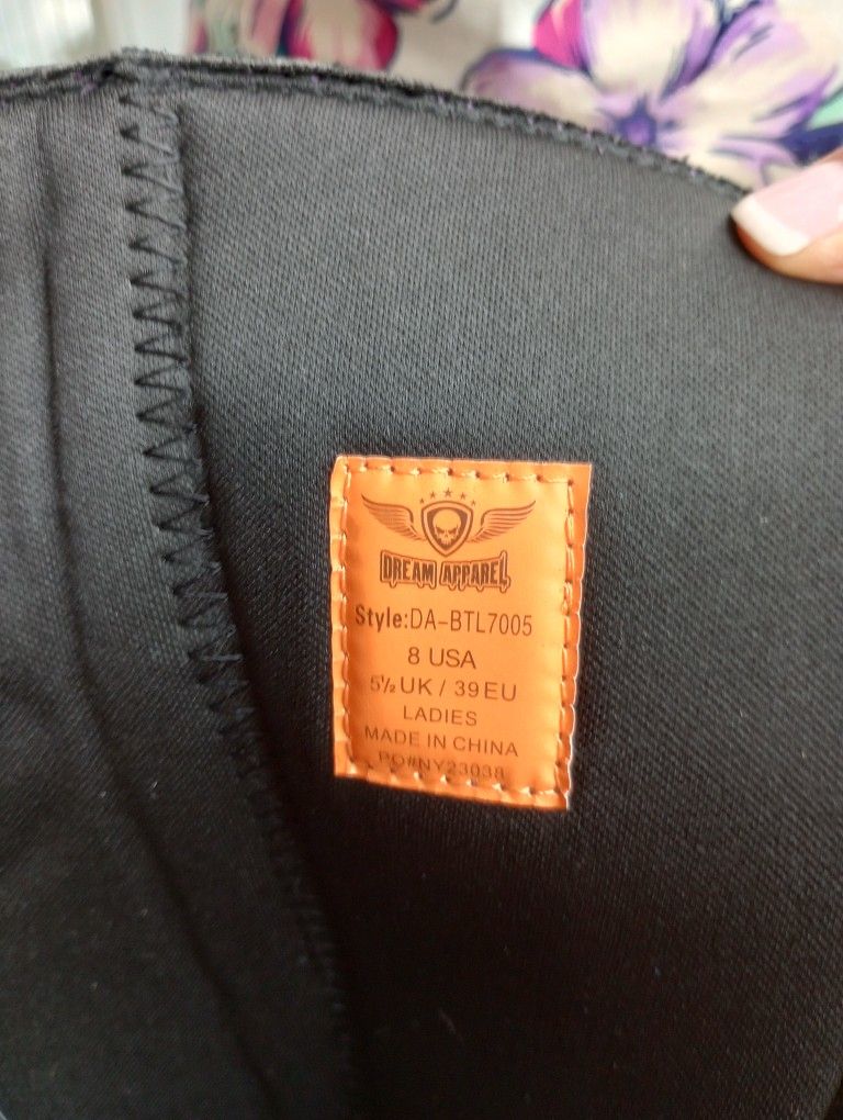 Women's Size 8 Motorcycle Boots Black With Purple Trim