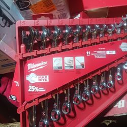 Milwaukee 11 Sn Wrenches 