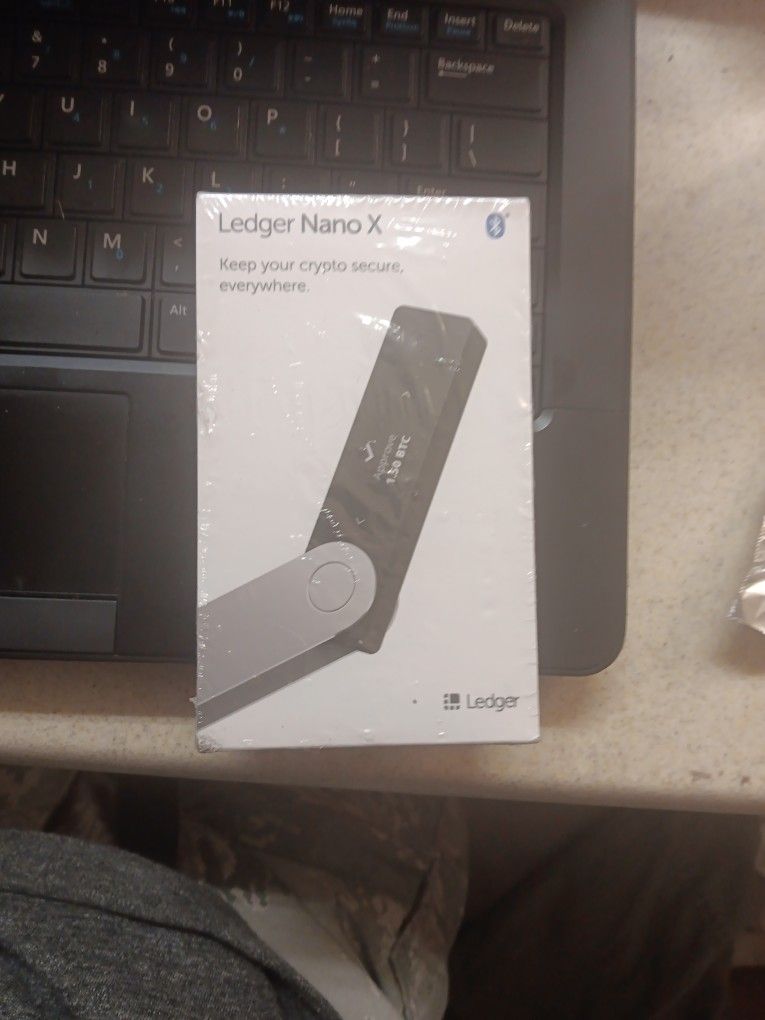 Ledger Nano X Crypto Wallet To Go