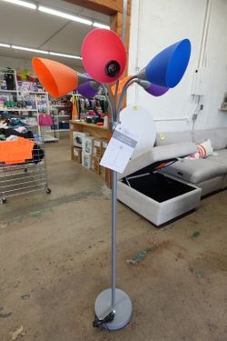 5-Light Mainstays Floor Lamp with Multi-Color Shades