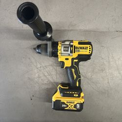 DEWALT 20V MAX Brushless Cordless 1/2 in. Hammer Drill/Driver with FLEXVOLT ADVANTAGE And And 20v Max Lithium Ion 5ah 