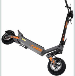 Brand New Ausom Electric Scooter – Unopened in Original Packaging!