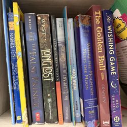 Late Elementary/ Early Middle School Books Kicked, Linked, Float, Unplugged, Rules, Vanishing act, Seabiscut, Home of the brave, INTERSTELLAR INVASION