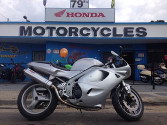 Triumph Daytona 955 i