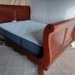Queen Bed   Cama Queen 