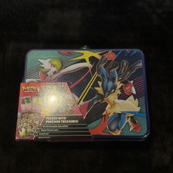 💫 Pokémon TCG: Mega Lucario & Gardevoir Collector Chest (Sealed)