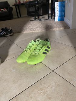 Adidas Nemeziz Messi Cleats