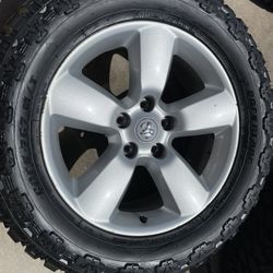 Dodge Ram 20s 33x12.5