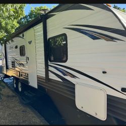 RV 