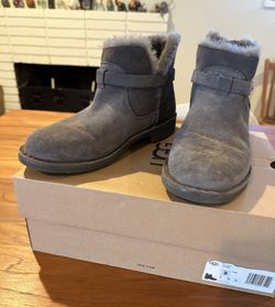 Ugg Elisa Boots