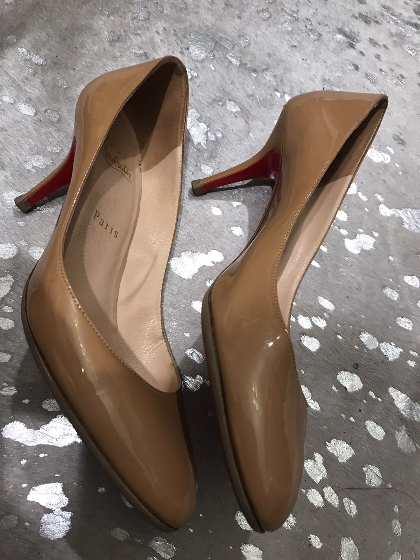 Gorgeous Leather Pumps 7.5
