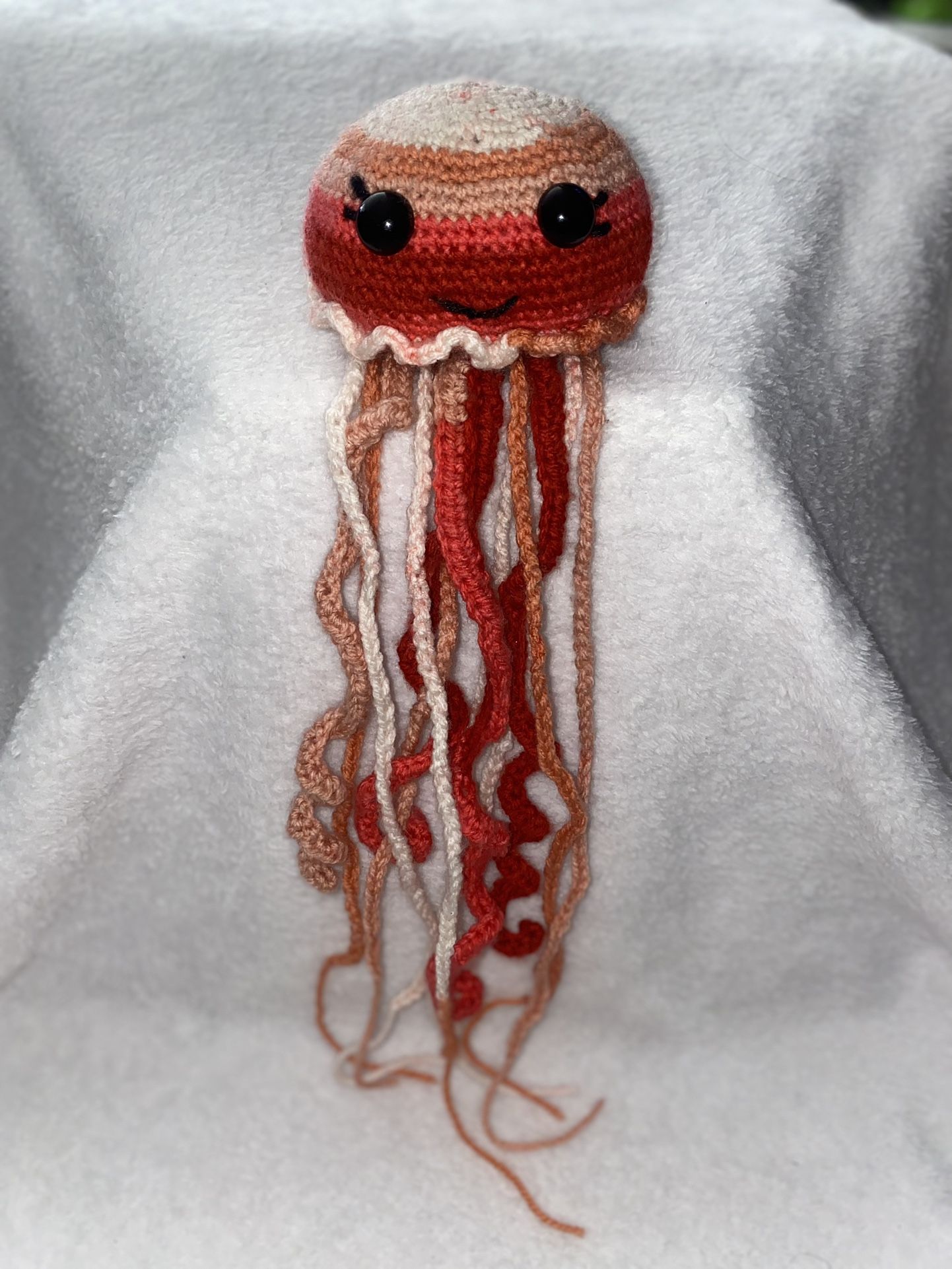 Little Mamma Jellyfish + Baby!