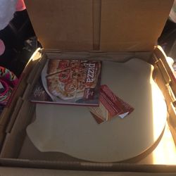 New Haeger Baking  Stone Stoneware 15" Round Pizza Pan Handles USA With Cook Book