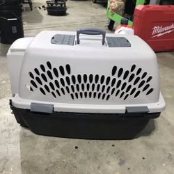 Dog carrier crate