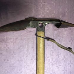 Simond Super D Ice Axe