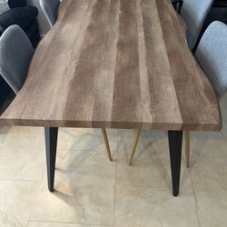 Dining table and 4 chairs
