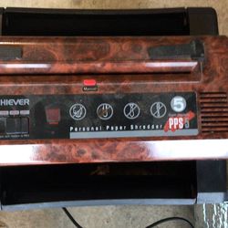 Achiever Personal Paper Shredder