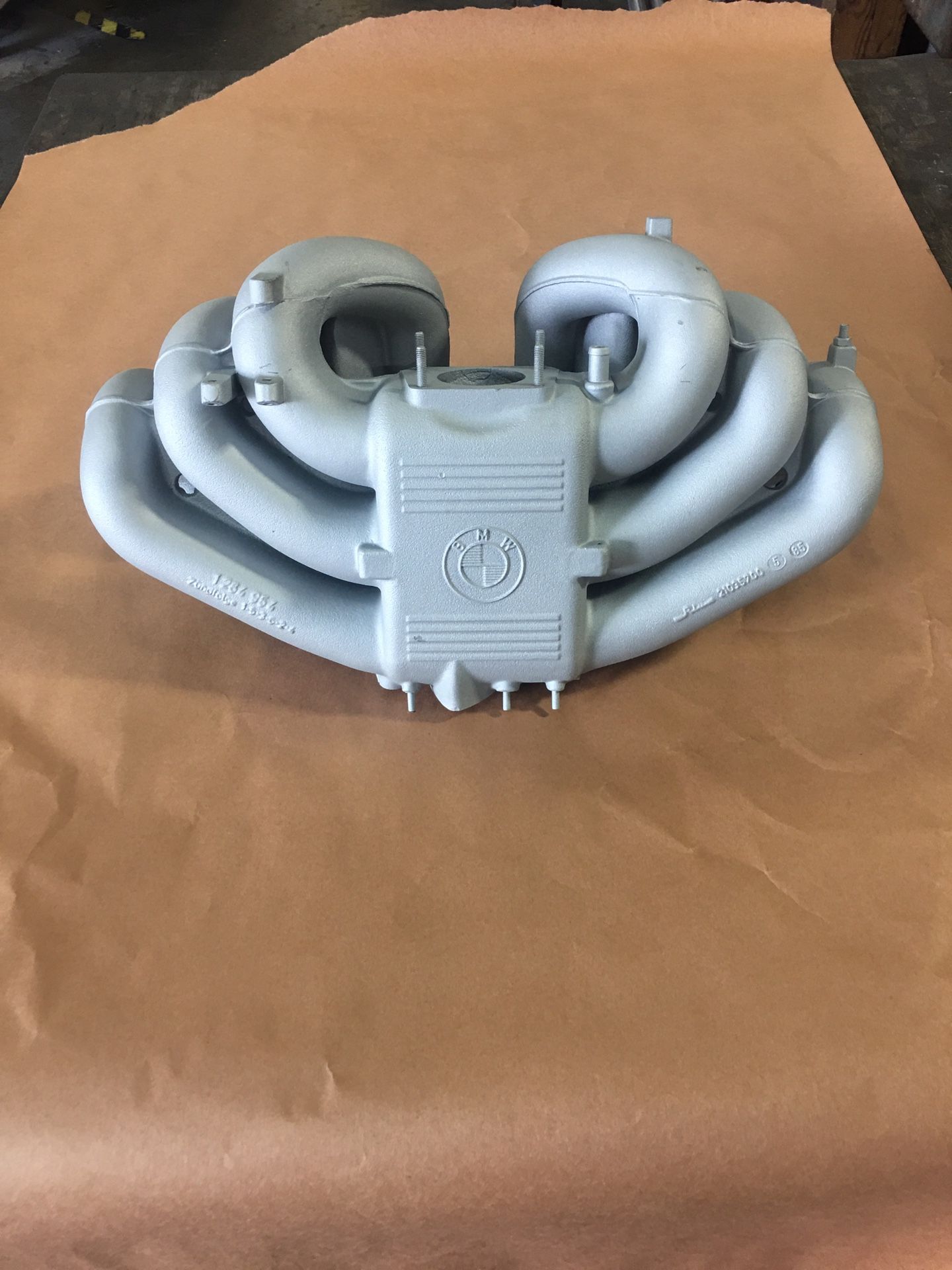 BMW e30 1986 325i intake manifold