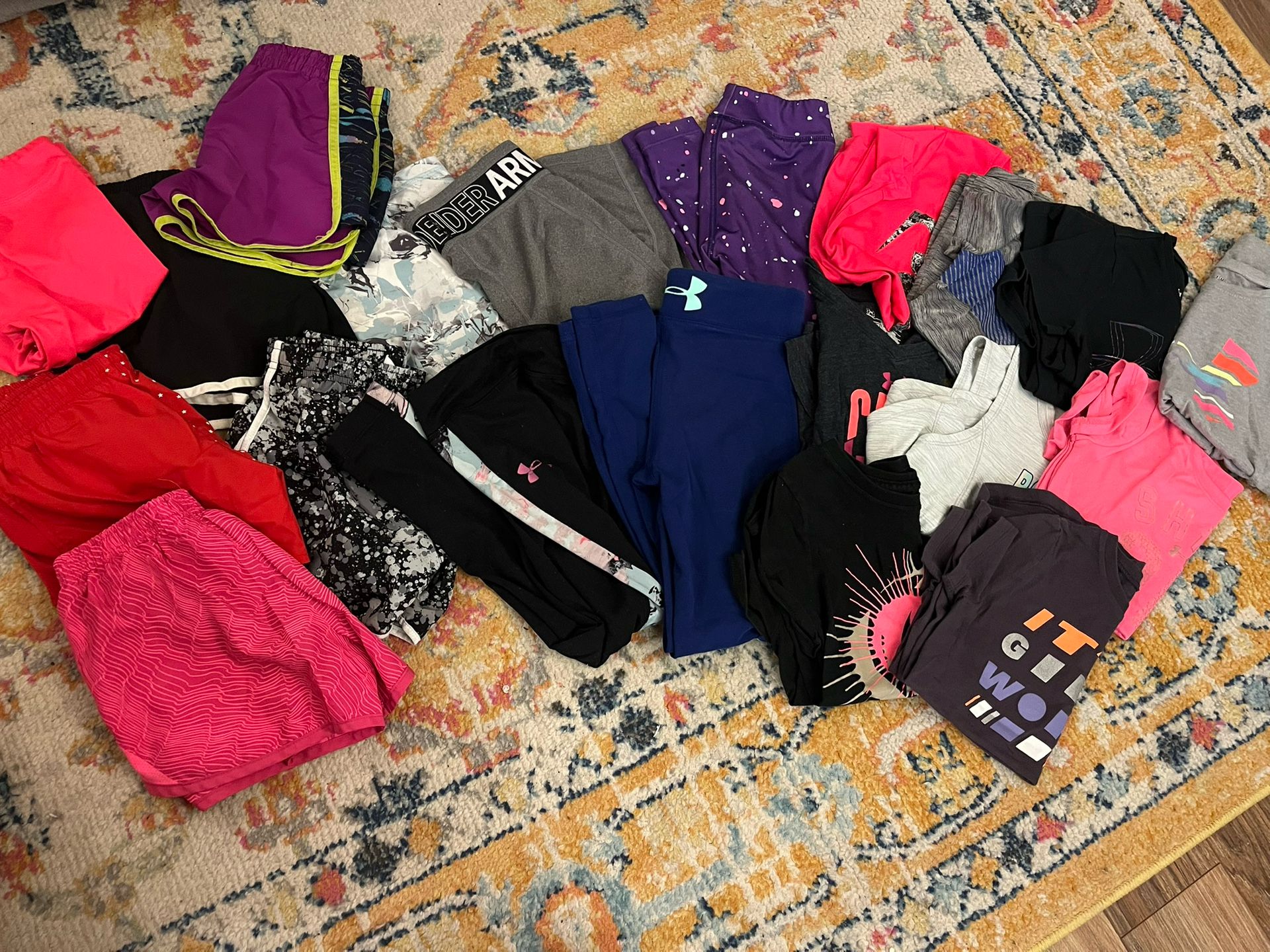 Under Armor/Nike Girls Clothes