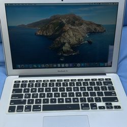 MacBook Apple 13 